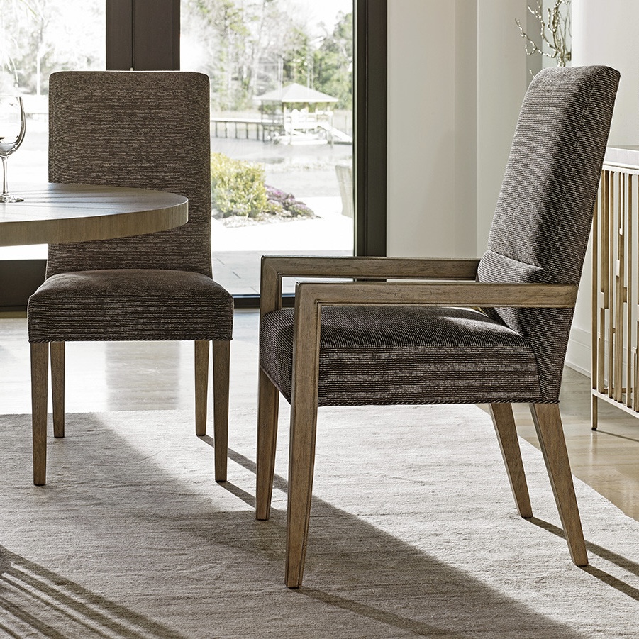 Фото Стул обеденный - стиль Современная классика - Для столовой - Купить в Интернет-магазине