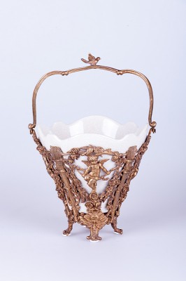 Фото Тарелка, блюдо - стиль Классический - Керамическая - Купить в Интернет-магазине