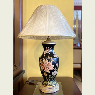 Фото Настольная лампа - стиль Американская классика - Фарфоровая - В наличии - Купить в Интернет-магазине