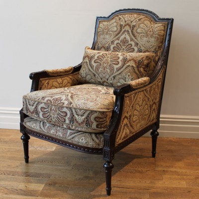 Фото Кресло на деревянной раме - стиль Американская классика - Для гостиной - Купить в Интернет-магазине