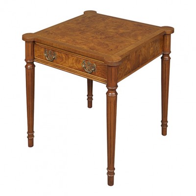 Фото Стол под лампу - стиль Английская классика - Для гостиной - Купить в Интернет-магазине