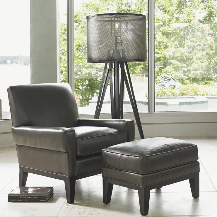 Фото Кресло обитое - стиль Современная классика - Для гостиной - удобное кресло производства США - Lexington - Carrera - Купить в Интернет-магазине