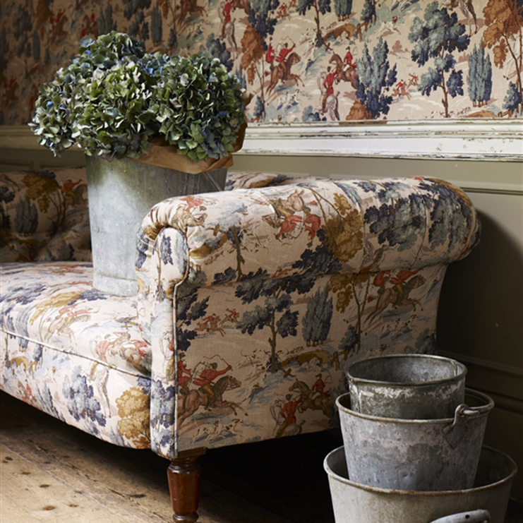 Фото Ткань портьерная с рисунком - Крупный декор - стиль Английский - Бежевый - Купить в Интернет-магазине Фото Ткань портьерная с рисунком - Крупный декор - стиль Английский - Бежевый - Купить в Интернет-магазине