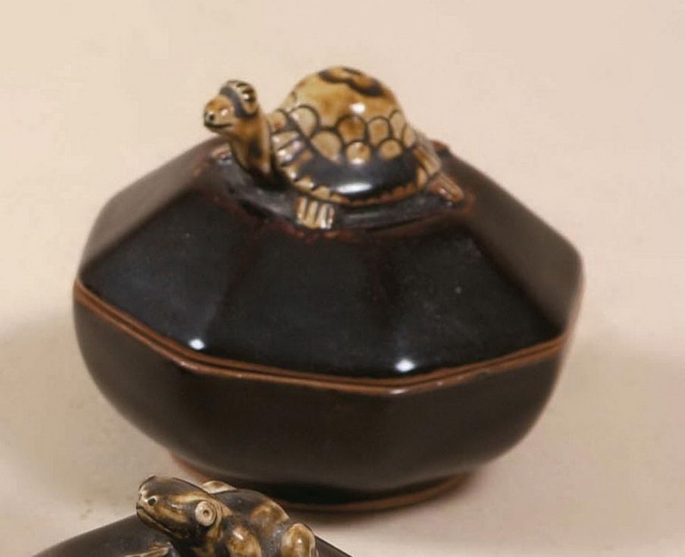 Фото Шкатулкa декоративная - стиль Оригинальный - Керамическая - В наличии - Купить в Интернет-магазине Фото Шкатулкa декоративная - стиль Оригинальный - Керамическая - В наличии - Купить в Интернет-магазине