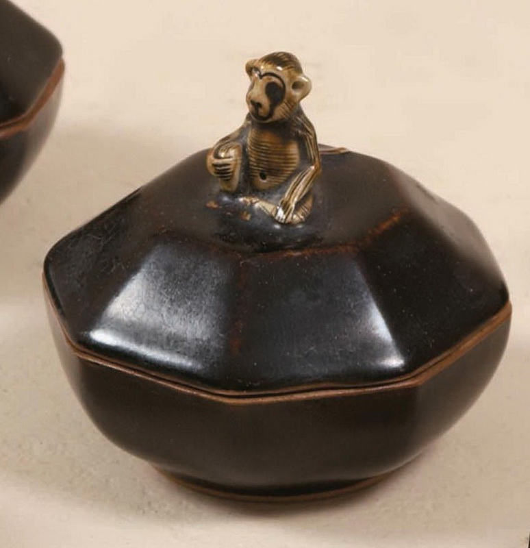 Фото Шкатулкa декоративная - стиль Оригинальный - Керамическая - В наличии - Купить в Интернет-магазине Фото Шкатулкa декоративная - стиль Оригинальный - Керамическая - В наличии - Купить в Интернет-магазине