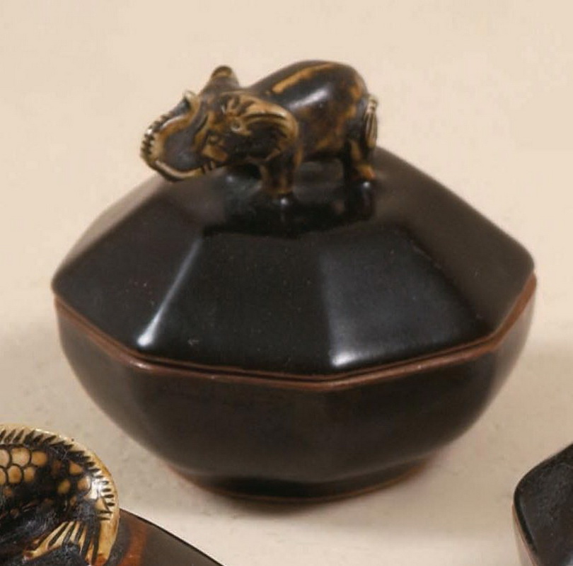 Фото Шкатулкa декоративная - стиль Оригинальный - Керамическая - В наличии - Купить в Интернет-магазине Фото Шкатулкa декоративная - стиль Оригинальный - Керамическая - В наличии - Купить в Интернет-магазине