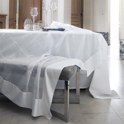 Фото Скатерть - стиль Европейский - Белая - Купить в Интернет-магазине
