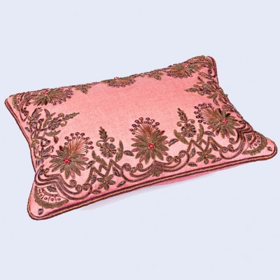 Фото Подушка декоративная - стиль Европейский - Красная - Купить в Интернет-магазине