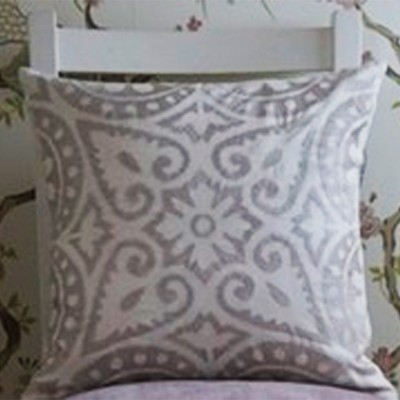 Фото Подушка декоративная - стиль Английский - Бежевая - Купить в Интернет-магазине