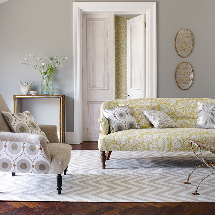 Фото Обои с рисунком - Цветы - стиль Английская классика - Серые - Купить в Интернет-магазине