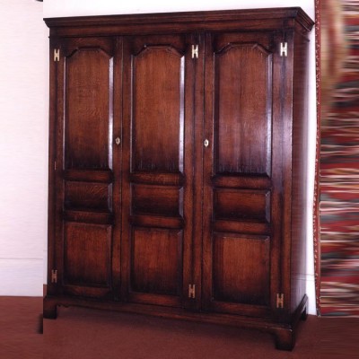 Фото Гардероб - стиль Тюдор и готика - Для спальни - Купить в Интернет-магазине