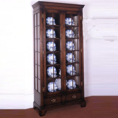 Фото Витрина узкая - стиль Тюдор и готика - Для гостиной - Купить в Интернет-магазине