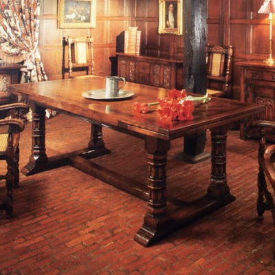 Фото Стол обеденный - стиль Тюдор и готика - Для столовой - большие обеденные столы производства США - Titchmarsh & Goodwin - Medieval Gothic - Купить в Интернет-магазине