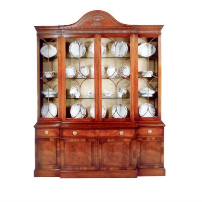 Фото Витрина широкая - стиль Английская классика - Для гостиной - Со стеклянными дверями - Titchmarsh & Goodwin - English Classics - Купить в Интернет-магазине