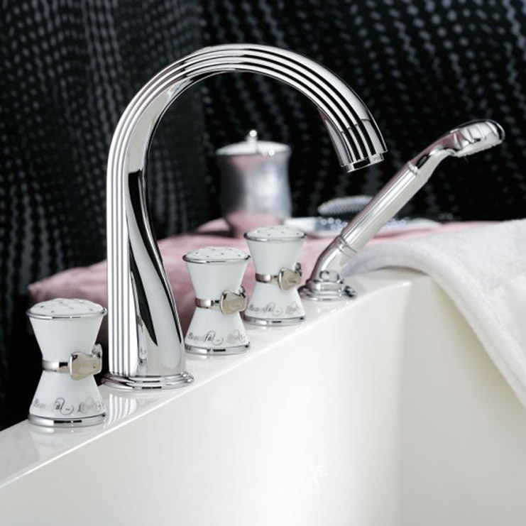 Фото Смеситель для душа и ванны - стиль Европейский - Купить в Интернет-магазине