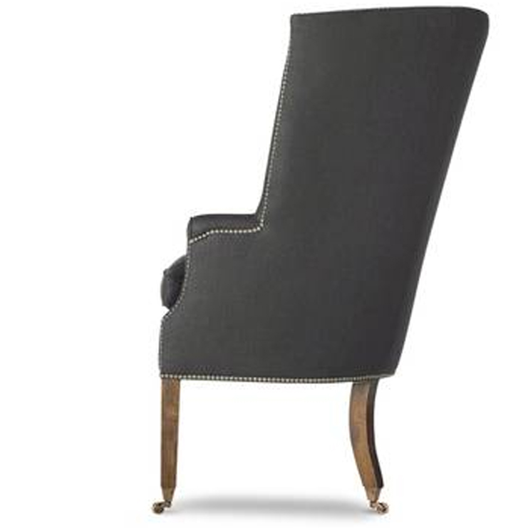 Фото Кресло обитое - стиль Викторианский - Для гостиной - удобное кресло производства США - Beaumont & Fletcher - Francie