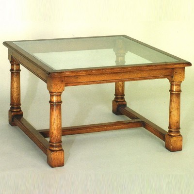 Фото Стол кофейный/журнальный - стиль Тюдор и готика - Для гостиной - Купить в Интернет-магазине