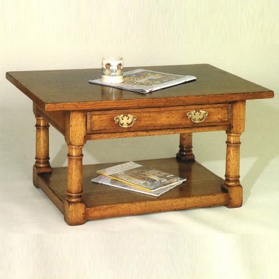 Фото Стол кофейный/журнальный - стиль Тюдор и готика - Для гостиной - Купить в Интернет-магазине