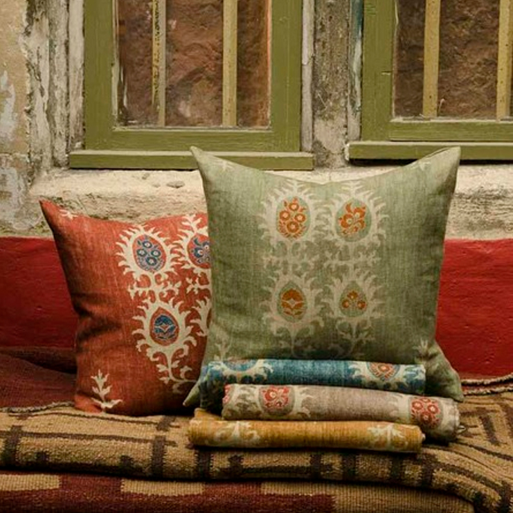 Фото Ткань портьерная с рисунком - Орнамент - стиль Английский - Синий - Купить в Интернет-магазине