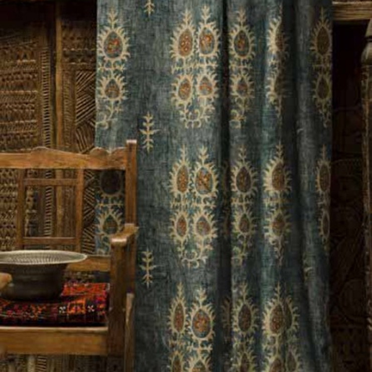 Фото Ткань портьерная с рисунком - Орнамент - стиль Английский - Синий - Купить в Интернет-магазине