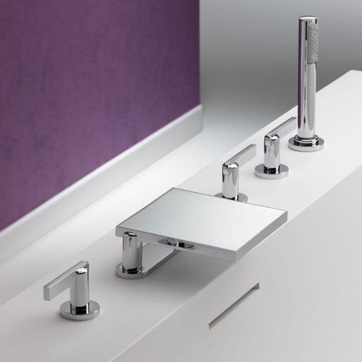 Фото Смеситель для душа и ванны - стиль Современный - Купить в Интернет-магазине