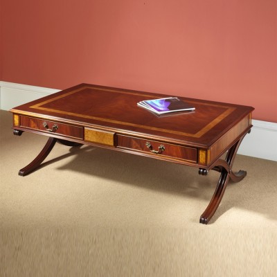 Фото Стол кофейный/журнальный - стиль Английская классика - Для гостиной - Купить в Интернет-магазине