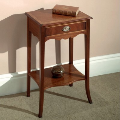 Фото Стол под лампу - стиль Английская классика - Для гостиной - Купить в Интернет-магазине