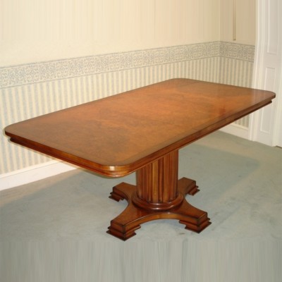 Фото Стол обеденный - стиль Английская классика - Для столовой - большие обеденные столы производства США - Charles Barr - Walnut Collection - Купить в Интернет-магазине