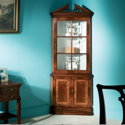 Фото Витрина узкая - стиль Английская классика - Для столовой - Купить в Интернет-магазине