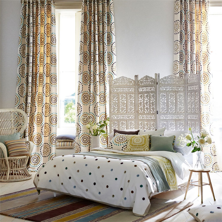 Фото Ткань портьерная с рисунком - Орнамент - стиль Английский - Светло-коричневый - Купить в Интернет-магазине Фото Ткань портьерная с рисунком - Орнамент - стиль Английский - Светло-коричневый - Купить в Интернет-магазине