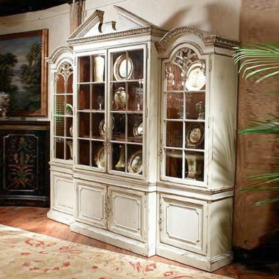 Фото Витрина широкая - стиль American Cottage - Для столовой - Со стеклянными дверями - Habersham - Grand Cottage - Купить в Интернет-магазине