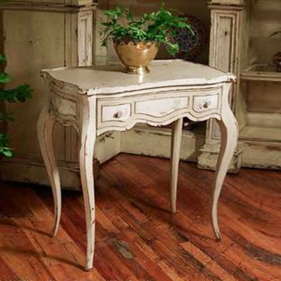 Фото Стол под лампу - стиль Роскошное шале - Для гостиной - Купить в Интернет-магазине