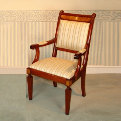 Фото Стул обеденный - стиль Английская классика - Для столовой - Купить в Интернет-магазине