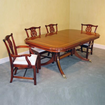 Фото Стол обеденный - стиль Английская классика - Для столовой - большие обеденные столы производства США - Charles Barr - Traditional Collection - Купить в Интернет-магазине