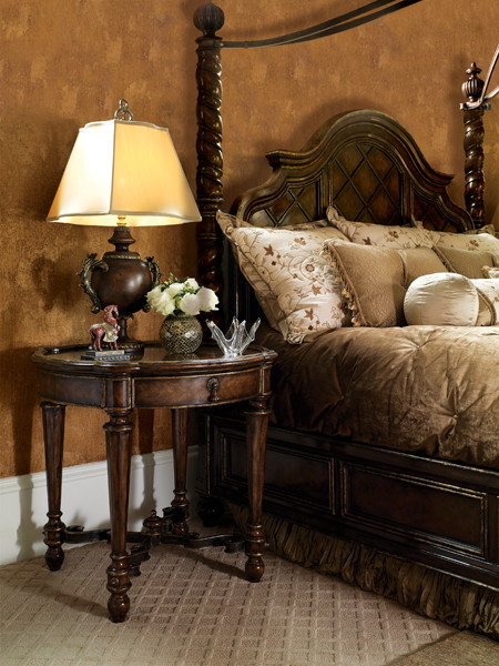 Фото Тумба прикроватная - стиль Американское наследство - Для спальни - Купить в Интернет-магазине Фото Тумба прикроватная - стиль Американское наследство - Для спальни - Купить в Интернет-магазине