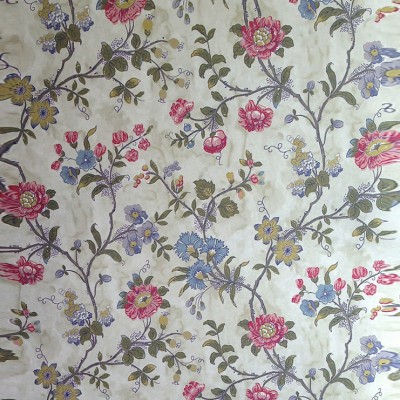 Фото Обои с рисунком - Цветы - стиль Английская классика - Кремовые - Купить в Интернет-магазине