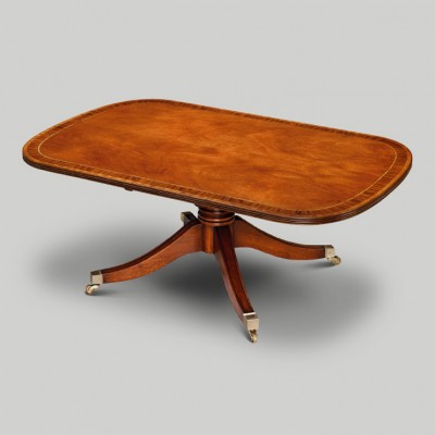 Фото Стол кофейный/журнальный - стиль Английская классика - Для гостиной - Купить в Интернет-магазине