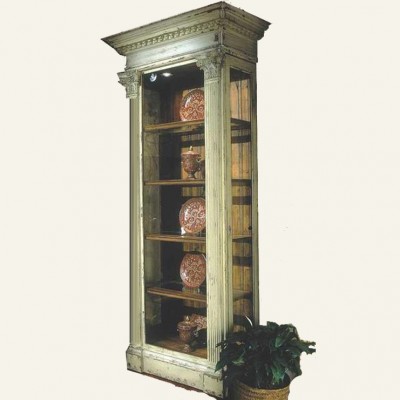 Фото Витрина узкая - стиль Роскошное шале - Для гостиной - Купить в Интернет-магазине