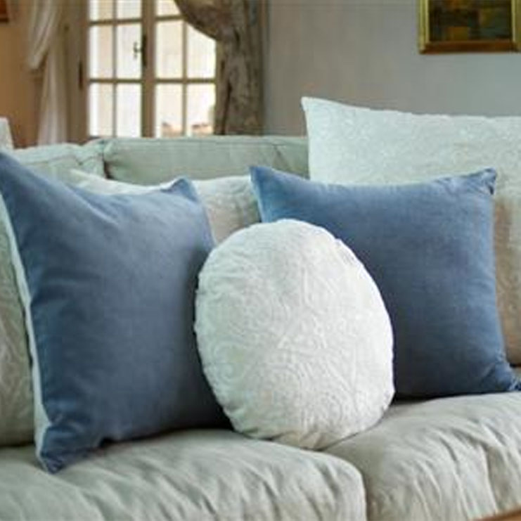 Фото Подушка декоративная - стиль Английский - Синяя - Купить в Интернет-магазине Фото Подушка декоративная - стиль Английский - Синяя - Купить в Интернет-магазине