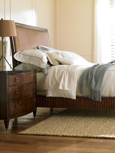 Фото Тумба прикроватная - стиль Transitional - Для спальни - Купить в Интернет-магазине Фото Тумба прикроватная - стиль Transitional - Для спальни - Купить в Интернет-магазине