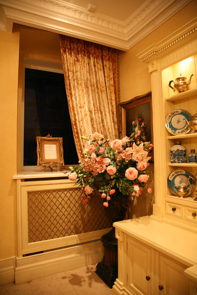 Фото Радиаторная решетка - стиль Английский - Купить в Интернет-магазине Фото Радиаторная решетка - стиль Английский - Купить в Интернет-магазине