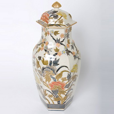 Фото Ваза - стиль Классический - Фарфоровая - Купить в Интернет-магазине