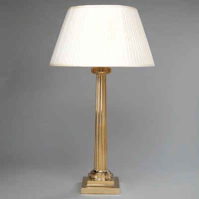 Фото Настольная лампа - стиль Английская классика - Металлическая - Купить в Интернет-магазине