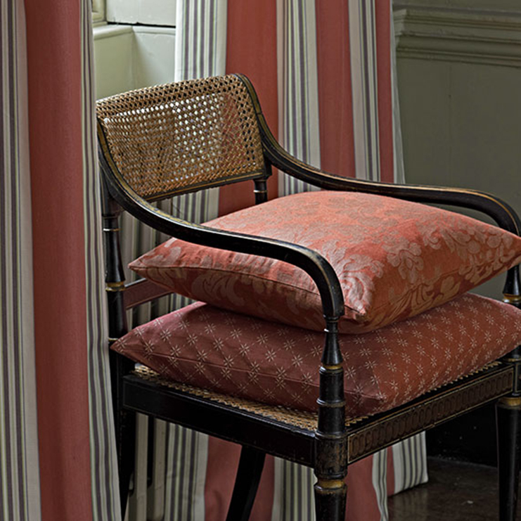 Фото Ткань портьерная с рисунком - Мелкий принт - стиль Английский - Зеленый - Купить в Интернет-магазине