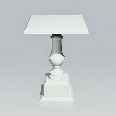 Фото Стол под лампу - стиль Nicholas Haslam - Для гостиной - Купить в Интернет-магазине