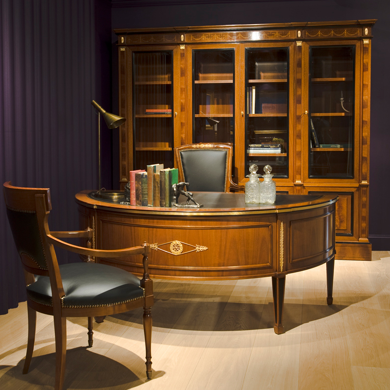 Русский дворцовый стиль в интерьере кабинета